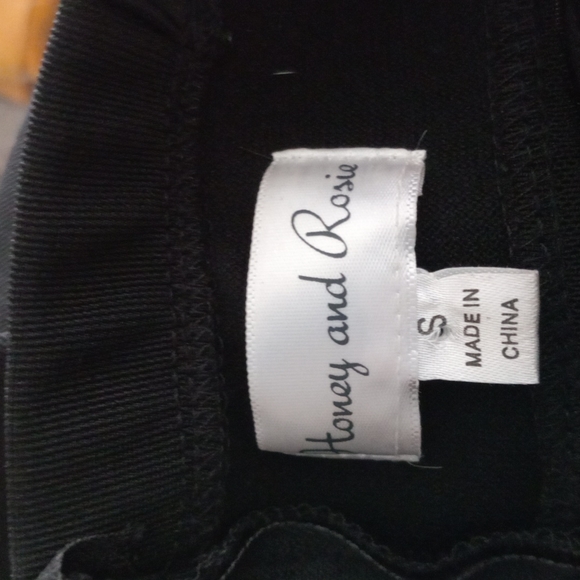 Honey and Rose Sz S Black Criss-Cross Front, Mesh Center, Midi - Picture 8 of 8